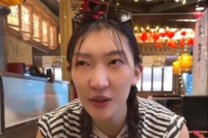韩旭更新WNBA日常vlog：没有什么比一顿火锅更让我觉得放松的了-kb