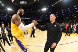 30支球队能给LBJ年薪盘点：快船2600万 勇士&热火1500万 骑士底薪