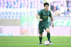 体坛报：世界杯中超独苗朴镇燮已回浙江队，增强球队中后场硬度-tn赛事报道