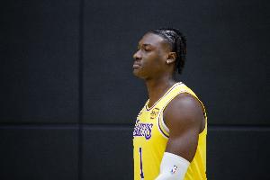 湖人夏联主帅：蒂耶罗拥有顶级运动天赋和身体条件 他冲击力十足