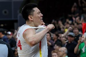 今天首发出战！李弘权13投6中&三分8中2得到17分4板4助-fm