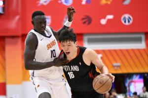 实时灰熊对NBA公牛进球集锦_实时灰熊对NBA公牛进球集锦在线观看_免费看直播
